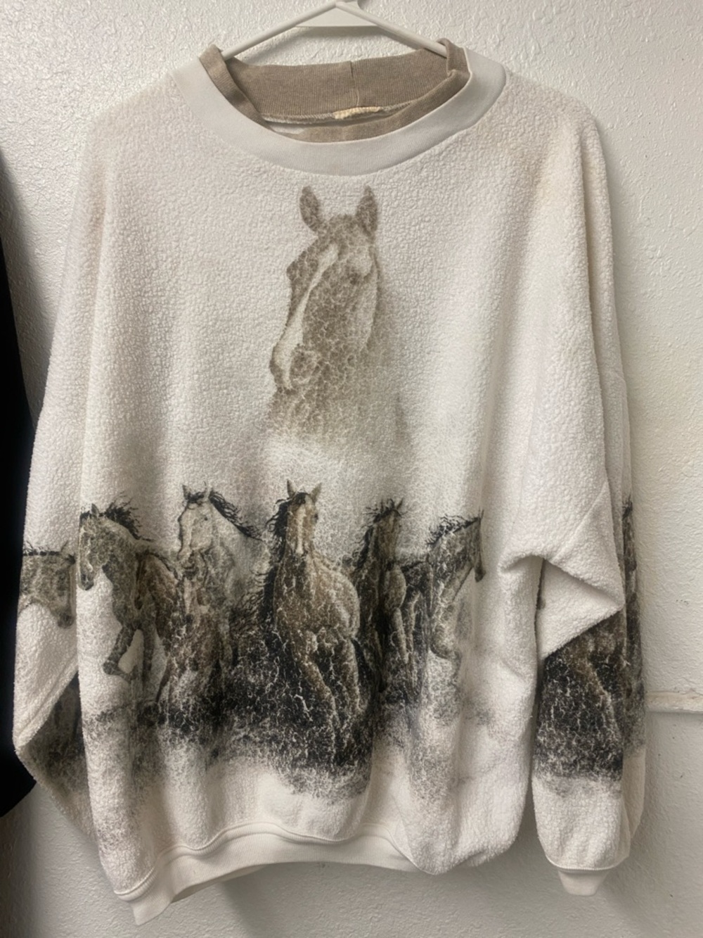 Vintage 80s - White & Taupe Horse-Print Crewneck Inside Out Sweatshirt